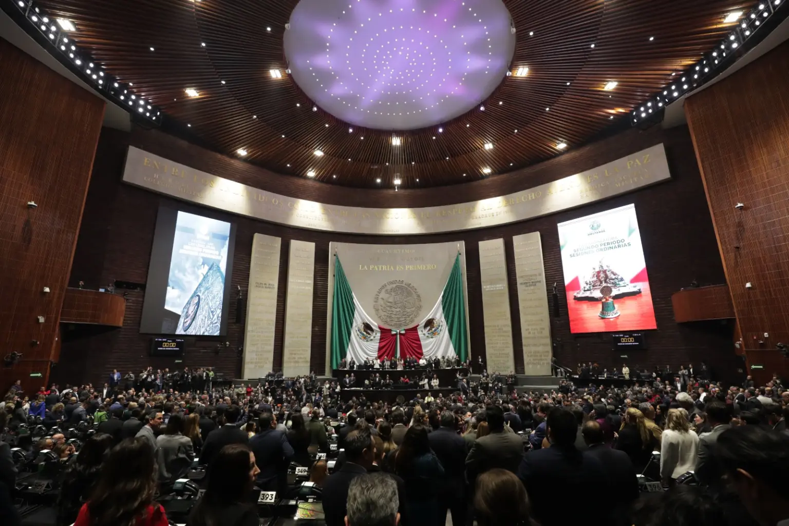 Reforma electoral plantea recortes al gasto legislativo en Quintana Roo y otros estados